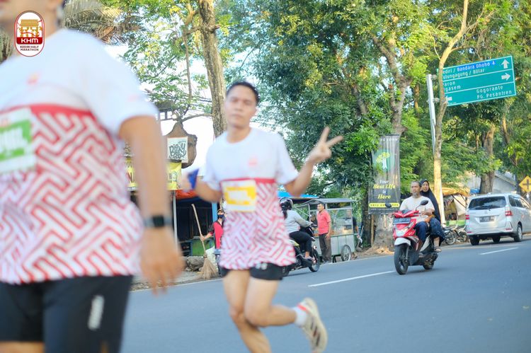 Race photo from Kediri Half Marathon 2024