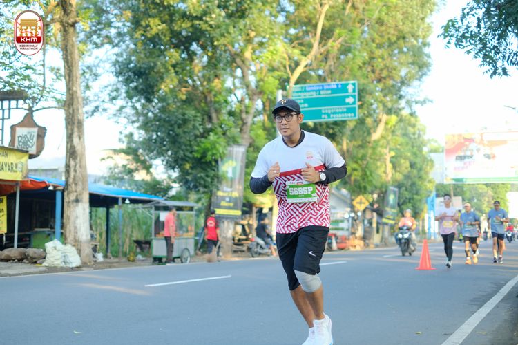 Race photo from Kediri Half Marathon 2024