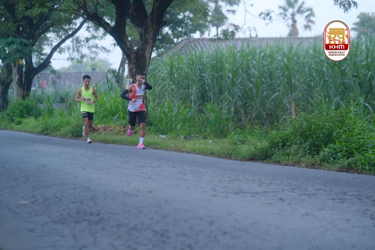 Race photo from Kediri Half Marathon 2025