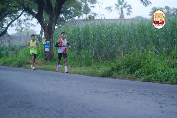 Race photo from Kediri Half Marathon 2025