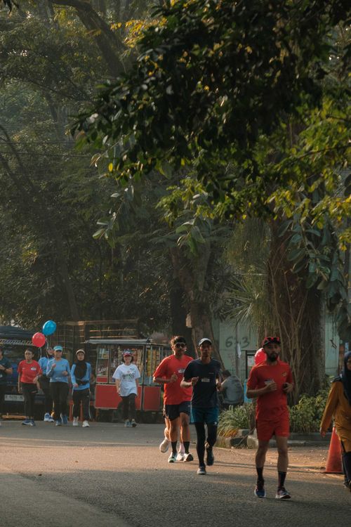 Race photo from Happy One Decade Unpad Runner