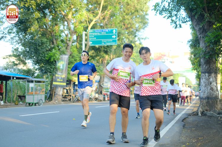 Race photo from Kediri Half Marathon 2024