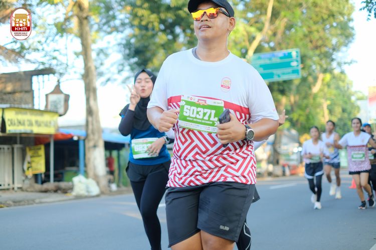 Race photo from Kediri Half Marathon 2024