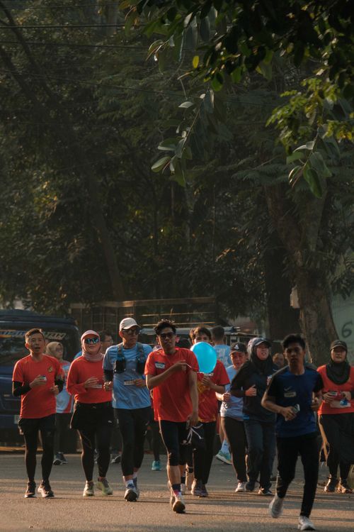 Race photo from Happy One Decade Unpad Runner