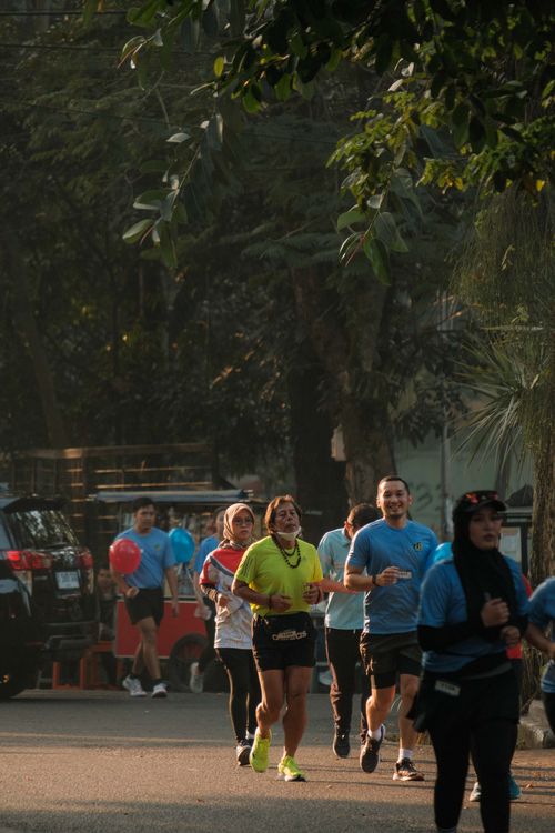 Race photo from Happy One Decade Unpad Runner