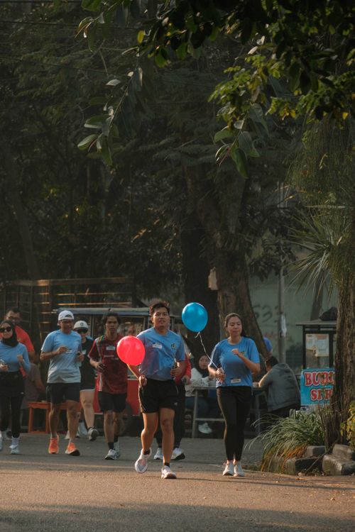 Race photo from Happy One Decade Unpad Runner