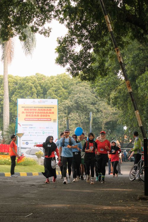 Race photo from Running 5 K