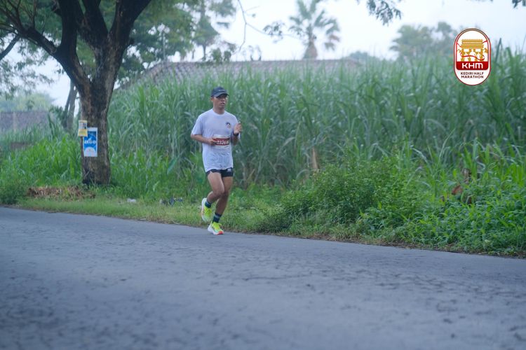 Race photo from Kediri Half Marathon 2025