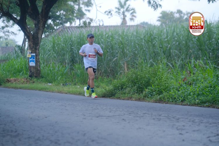 Race photo from Kediri Half Marathon 2025