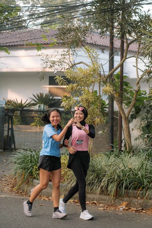 Race photo from Happy One Decade Unpad Runner