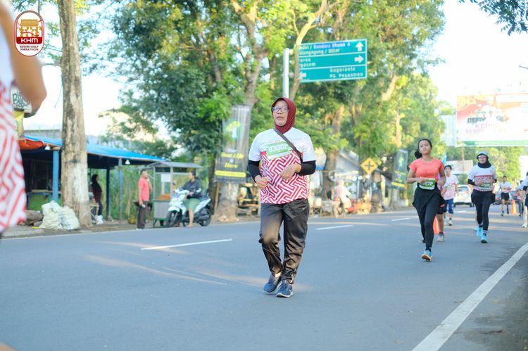 Race photo from Kediri Half Marathon 2024