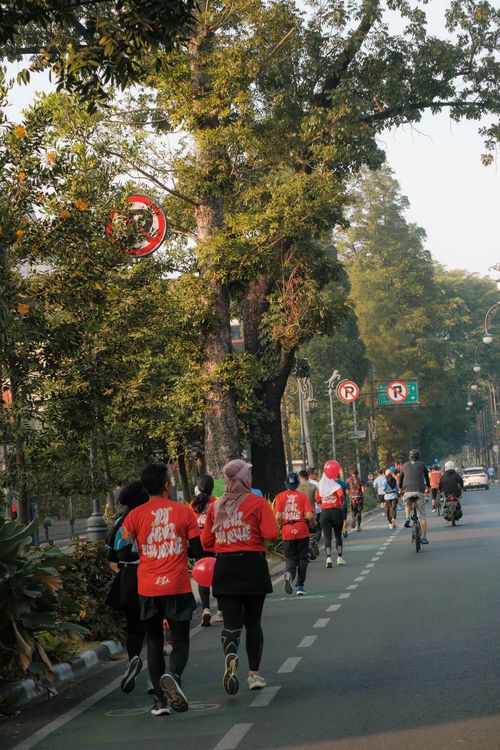 Race photo from Happy One Decade Unpad Runner