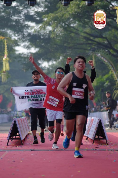 Race photo from Kediri Half Marathon 2025