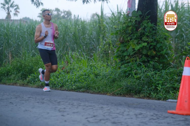 Race photo from Kediri Half Marathon 2025