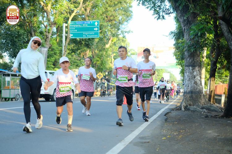 Race photo from Kediri Half Marathon 2024