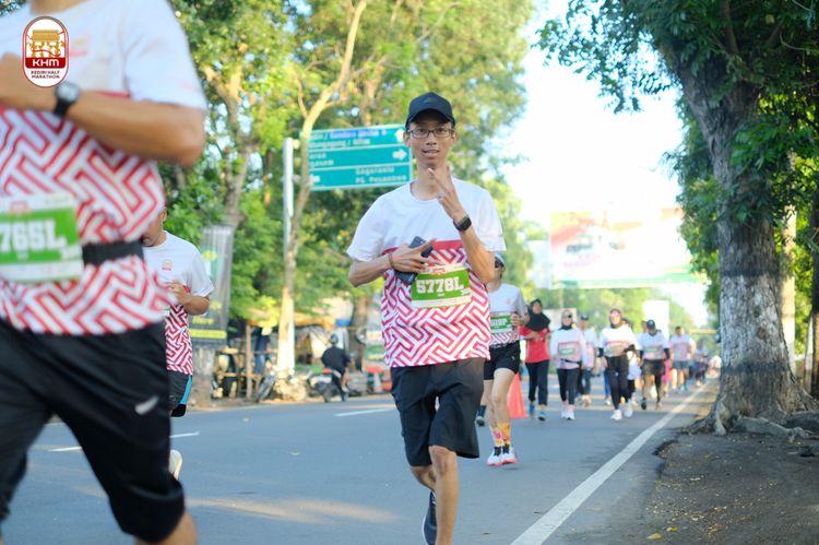 Race photo from Kediri Half Marathon 2024