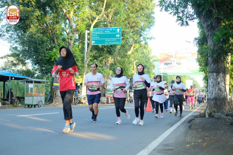 Race photo from Kediri Half Marathon 2024
