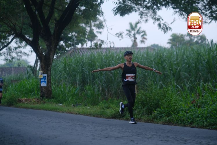 Race photo from Kediri Half Marathon 2025