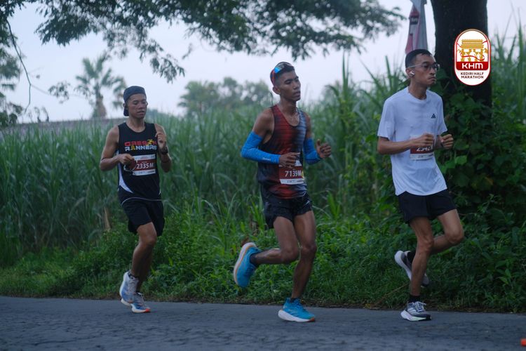 Race photo from Kediri Half Marathon 2025