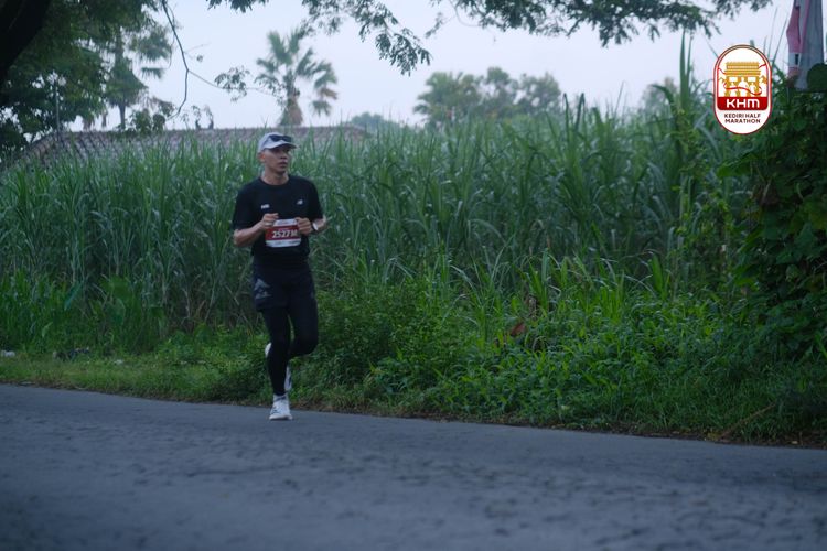 Race photo from Kediri Half Marathon 2025