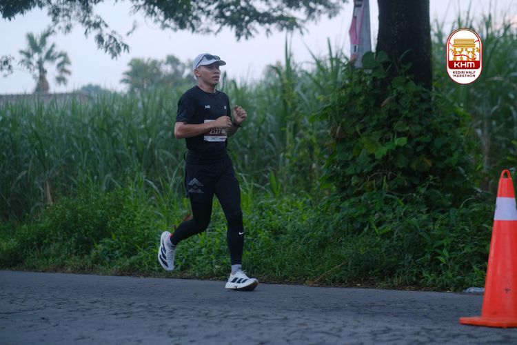 Race photo from Kediri Half Marathon 2025