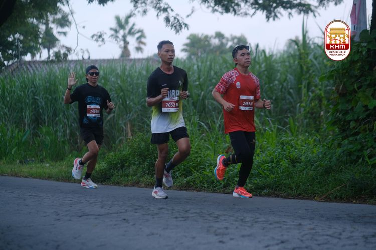 Race photo from Kediri Half Marathon 2025