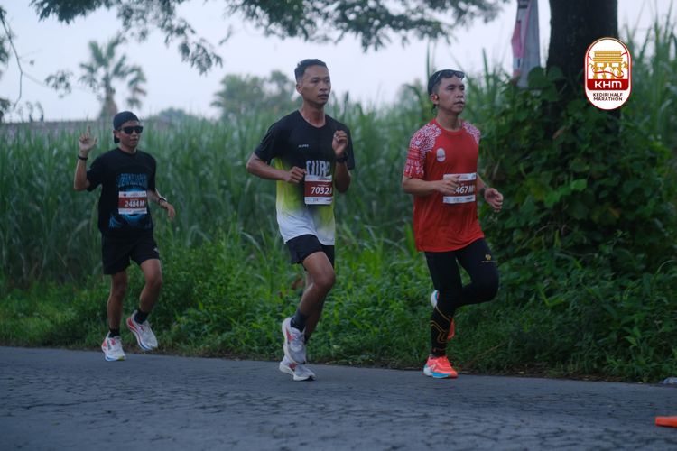 Race photo from Kediri Half Marathon 2025