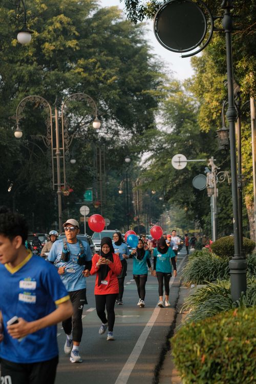 Race photo from Happy One Decade Unpad Runner