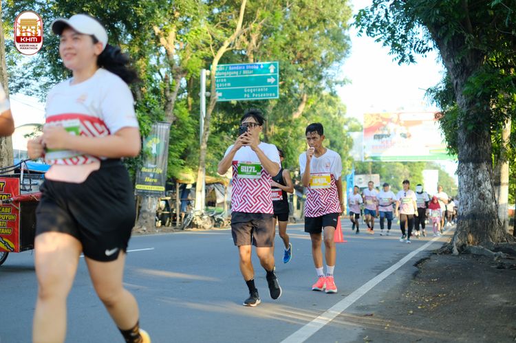 Race photo from Kediri Half Marathon 2024