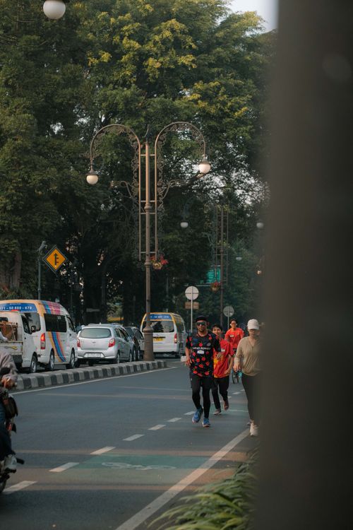 Race photo from Happy One Decade Unpad Runner