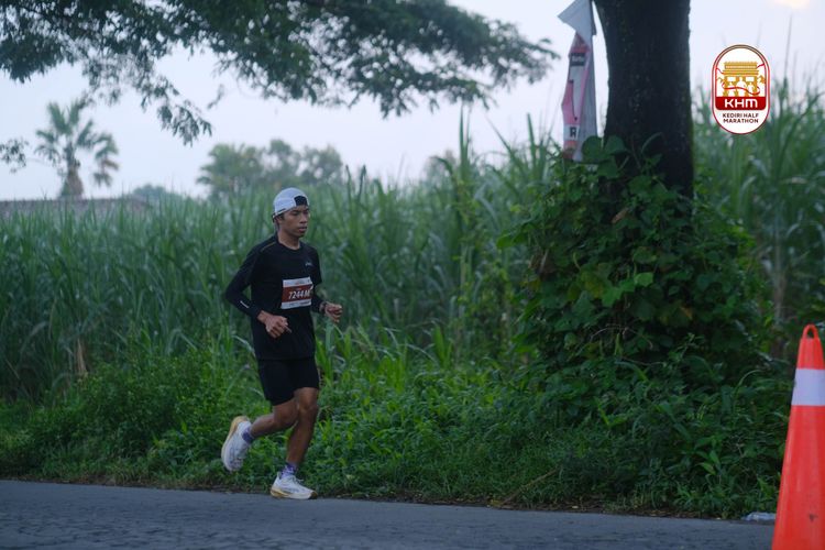 Race photo from Kediri Half Marathon 2025