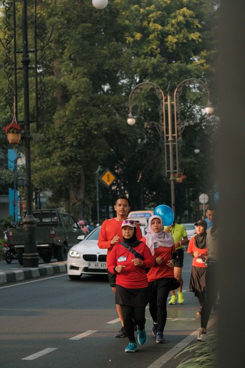 Race photo from Happy One Decade Unpad Runner