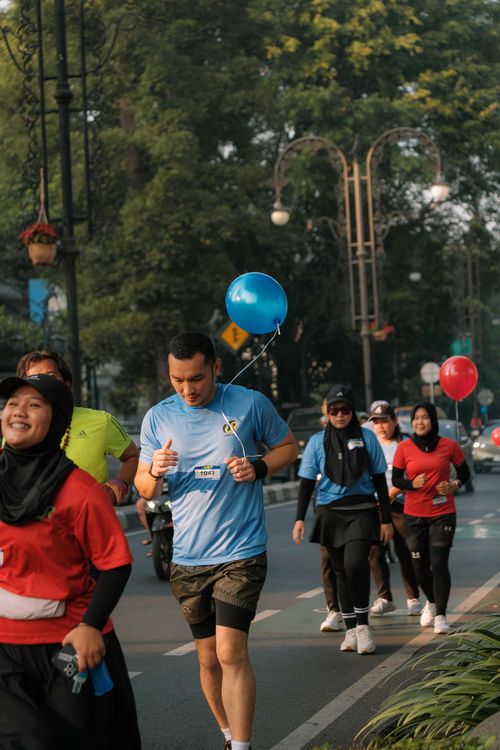 Race photo from Happy One Decade Unpad Runner