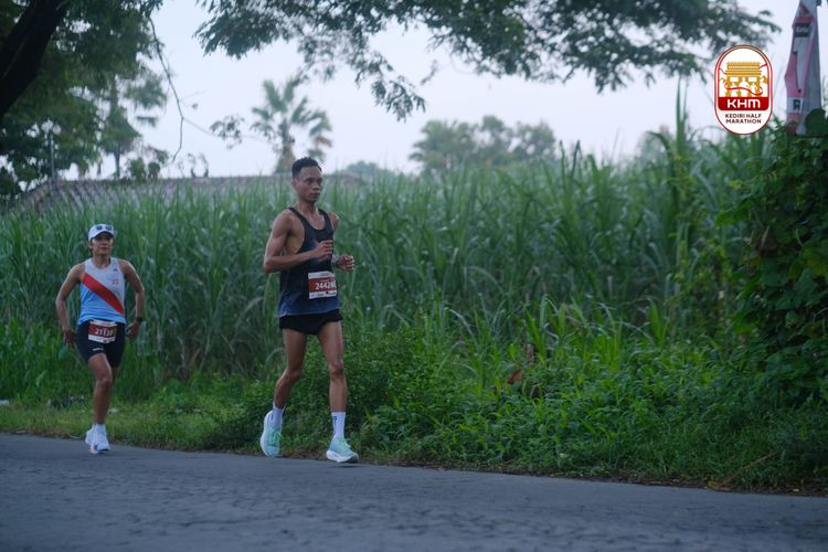 Race photo from Kediri Half Marathon 2025