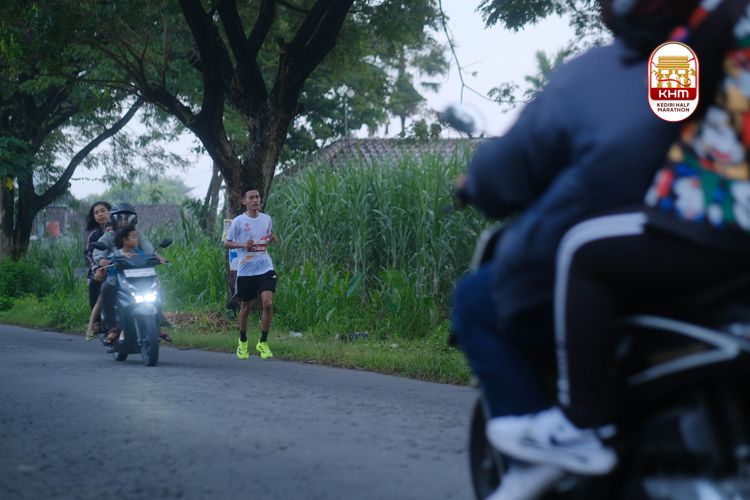 Race photo from Kediri Half Marathon 2025