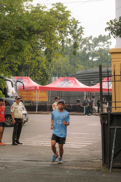 Race photo from Running 5 K