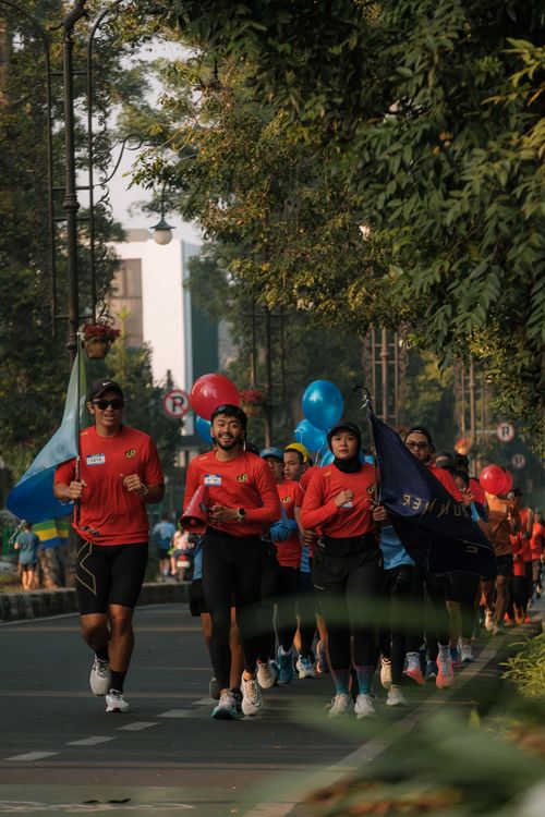 Race photo from Happy One Decade Unpad Runner
