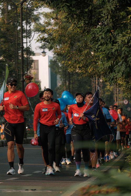 Race photo from Happy One Decade Unpad Runner