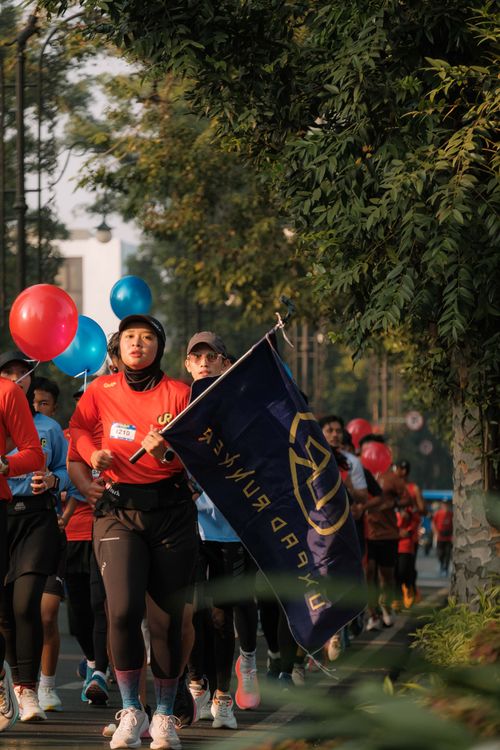 Race photo from Happy One Decade Unpad Runner