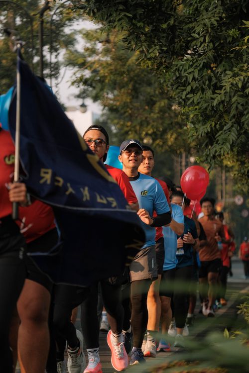 Race photo from Happy One Decade Unpad Runner
