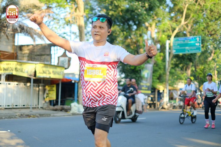 Race photo from Kediri Half Marathon 2024