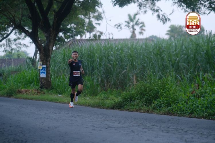 Race photo from Kediri Half Marathon 2025