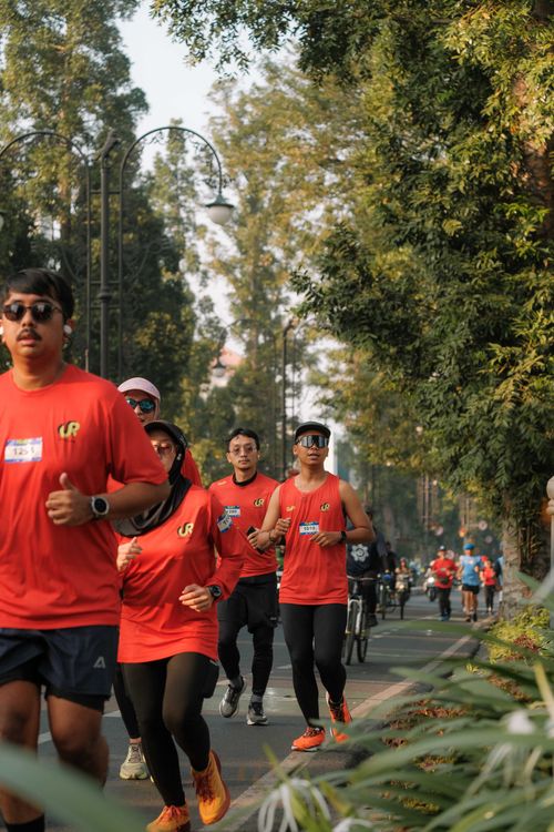 Race photo from Happy One Decade Unpad Runner