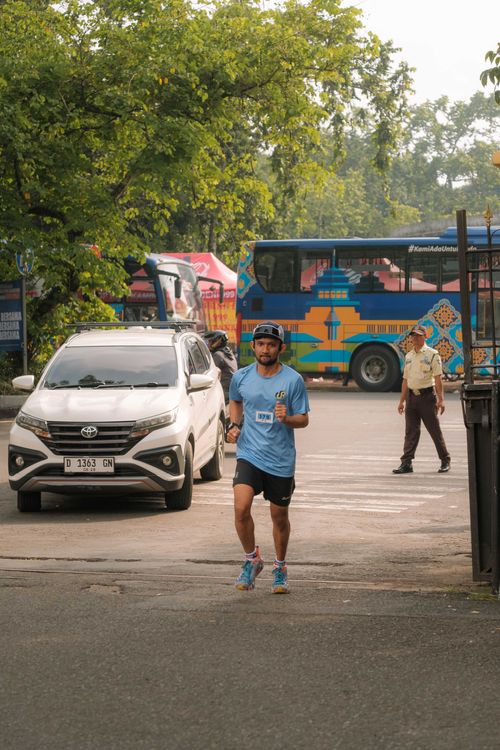 Race photo from Running 5 K