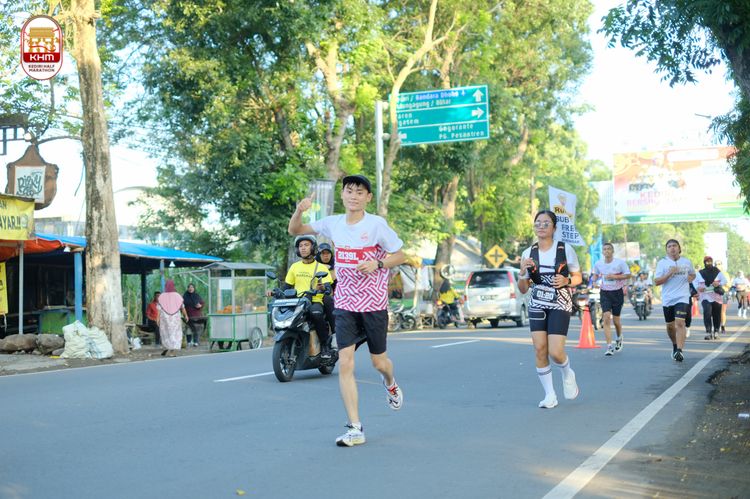 Race photo from Kediri Half Marathon 2024
