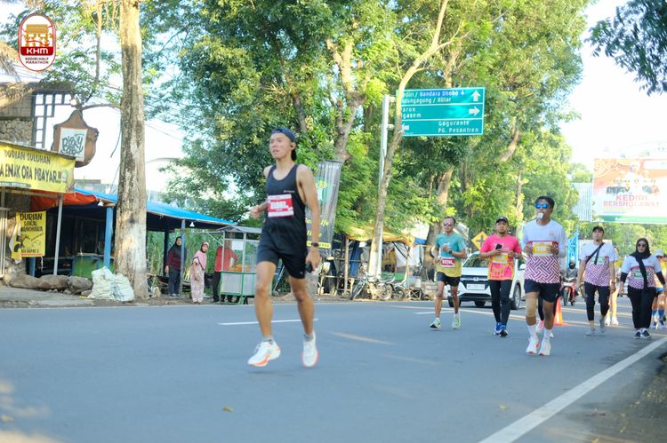 Race photo from Kediri Half Marathon 2024