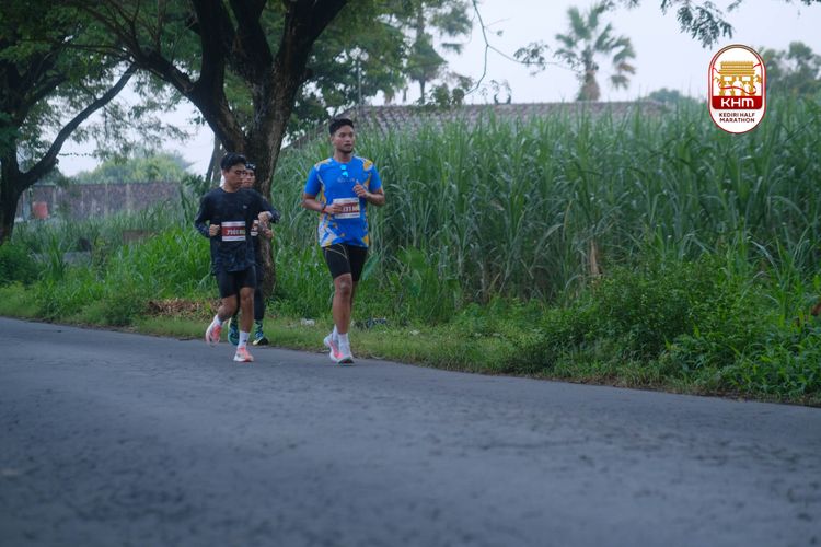 Race photo from Kediri Half Marathon 2025