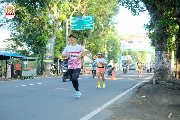Race photo from Kediri Half Marathon 2024