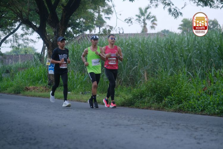Race photo from Kediri Half Marathon 2025