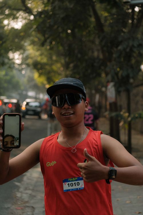 Race photo from Happy One Decade Unpad Runner